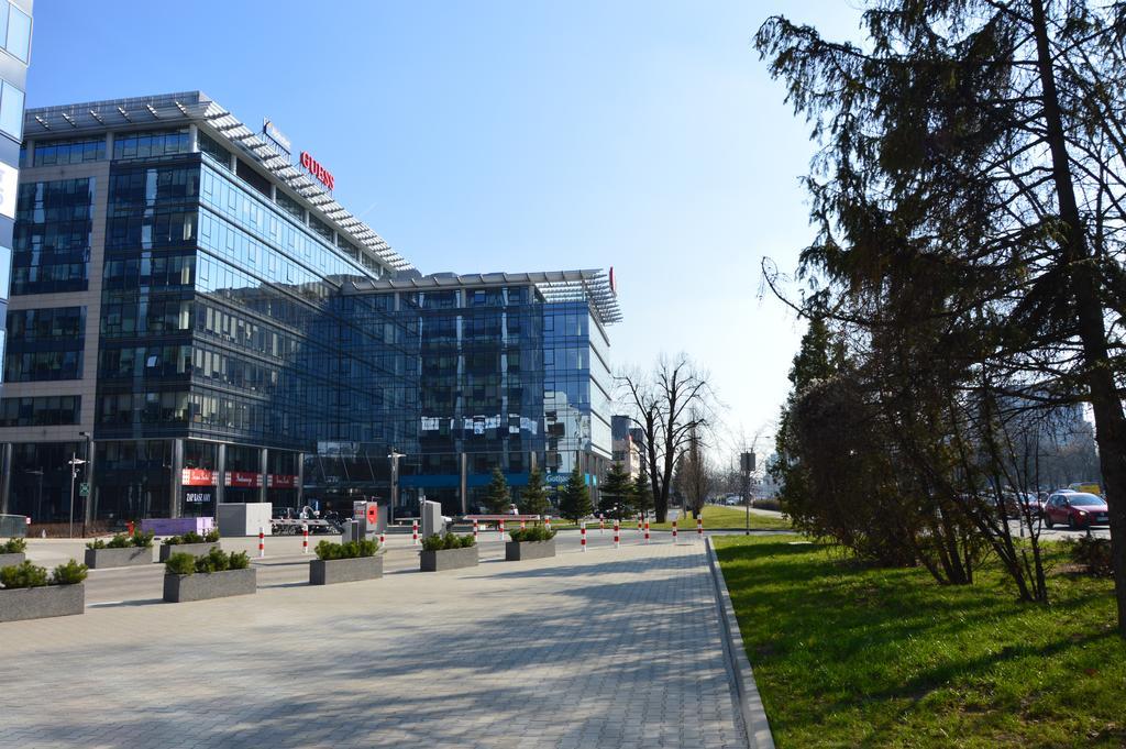 Moko Apartment Parking W Cenie Warszawa Exteriör bild